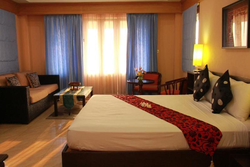 Baan Kongdee Sunset Resort Kata Екстер'єр фото